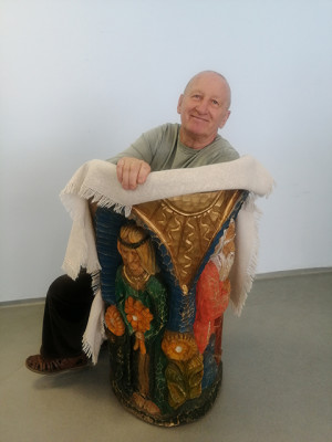 Tautodailės meistras &scaron;iuolaikiniame mene pasigenda &scaron;ilumos