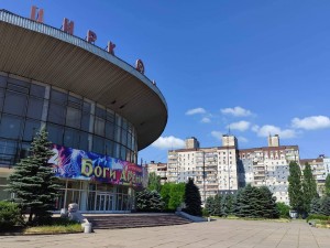 Cirką nuo V. Zelenskio tėvų namo skiria vos du šimtai metrų