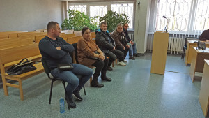 Teisiamųjų suole – būrys naminukės gamintojų ir pardavėjų
