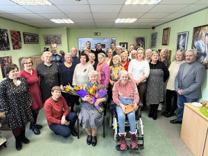 Spalvomis nutapyta gyvenimo kelionė