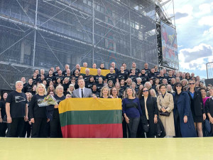 Lietuvos chorų balsai užliejo Paryžių: nuo Sorbonos iki Pompidou centro