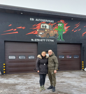 R. ir E. Betingiai laimingi sugrįžę į Lietuvą, bet nesigaili ir emigracijoje praleistų metų Remigijaus ŽIAUBERIO nuotr.