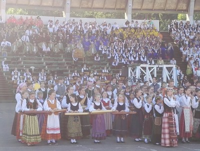 Tradicinių kanklių ansamblis – Lietuvos vakarų dainų šventės dalyvis