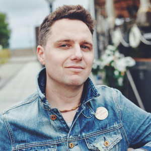 Atlikėjas E. Lubys ragina atrasti naujų dalykų, tuomet yra daug pirmų kartų, o kol jų yra, tol esi laimingas! Almanto Mickaus nuotr.