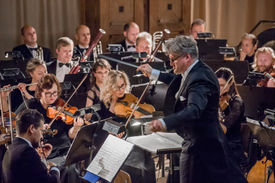 Muzikinio teatro istorija atsispindės žinomų operų uvertiūrose