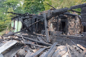 Bardžiuose po gaisro rastas moters lavonas