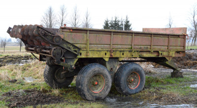 Kaimynai susipešė dėl sovietmečio technikos