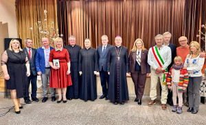 &Scaron;viesos tiltas: kunigo atminimas sujungė Upyną ir Italiją