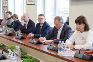 Ministras sukritikavo politikų neryžtingumą