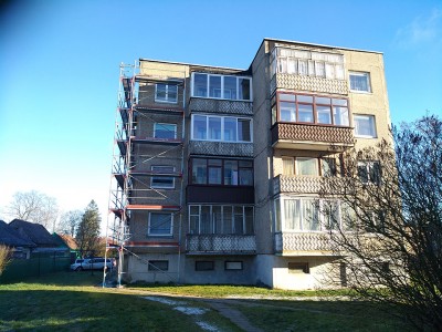 Daugiabučio renovacija – kartu su Kalėdų laukimu