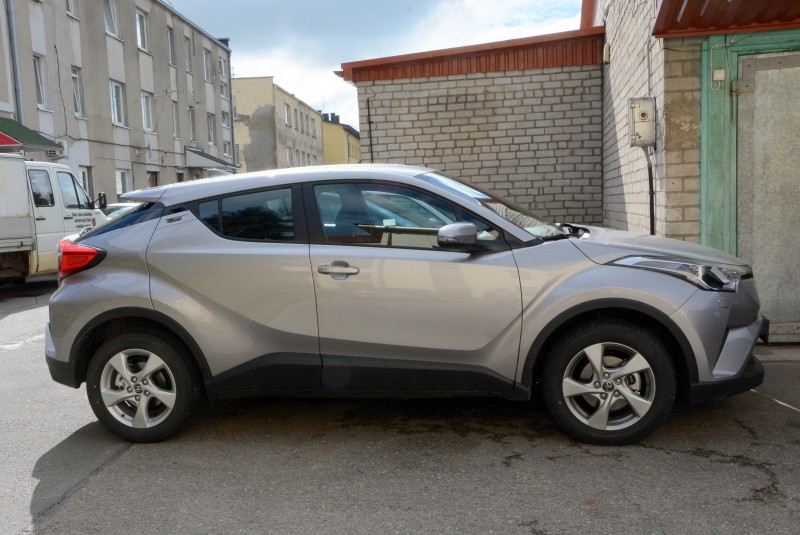 Naujoji Valstybės vaiko teisių apsaugos ir įvaikinimo tarnybos „Toyota”, skirta Šilalei