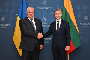 Ministras K. Budrys susitiko su Ukrainos užsienio reikalų ministru Andrijumi Sybiha