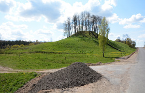 Pagrybio piliakalnis turistams nepasiekiamas