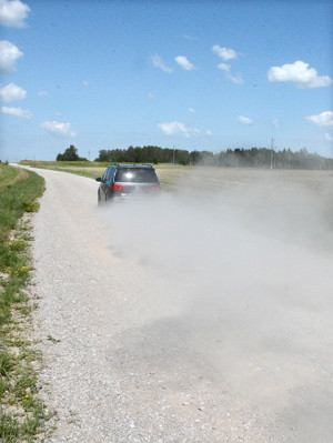 Žvyrkelius laistys vandeniu i&scaron; naftos gręžinių