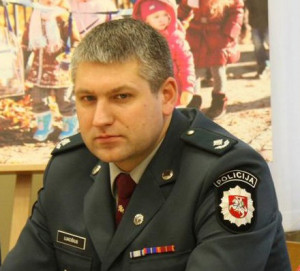 Vairuotojų siaubu praminti &bdquo;trikojai&ldquo; &bdquo;budi&ldquo; ir mūsų rajone