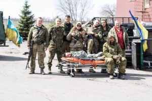 Ukrainietis karo sanitaras į frontą vyksta su Lietuvos vėliava