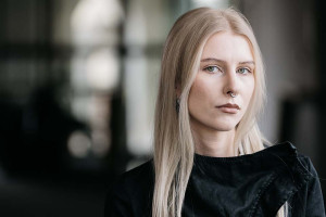 &Scaron;ekspyro &bdquo;Ričardo&nbsp;III&ldquo; kostiumuose skulptūri&scaron;kai jungsis istorija ir dabartis