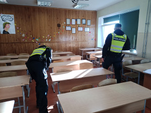 Grasinimai susprogdinti neaplenkė ir šilališkių
