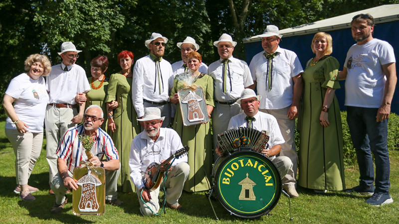 Iš Bijotų dvaro festivalio „Svečiuose pas Dionizą“