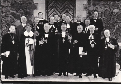 Dvasininkai prie Tauragės evangelikų liuteronų bažnyčios 1971 TKM