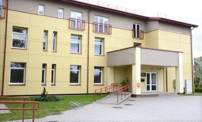 Ir nuo projekto, skirto įrengti Šiauduvos savarankiško gyvenimo namus senyvo amžiaus asmenims, įgyvendinimo nemenka dalis atiteko jo administratoriams 